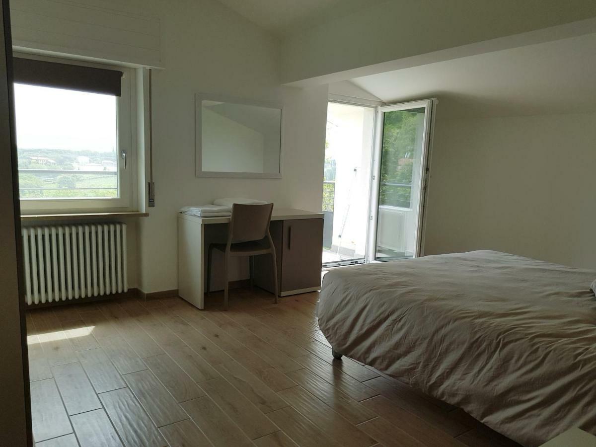 Appartement Poggio Di Pastrengo Extérieur photo